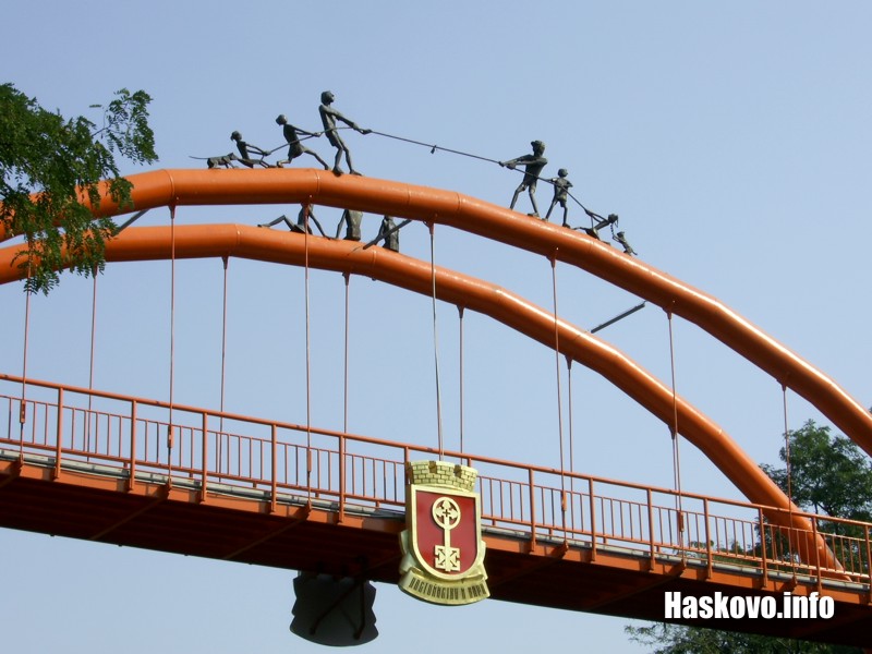 Мостът с фигурите Мостът с фигурите