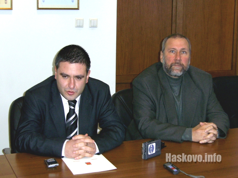 Красимир Пилев и проф. Николай Овчаров Красимир Пилев и проф. Николай Овчаров