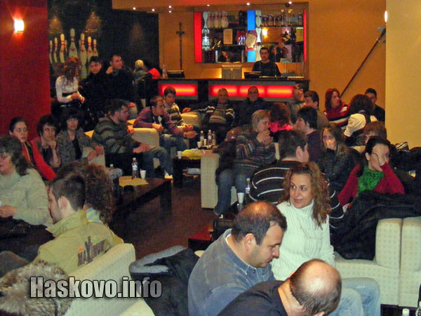 Участниците в политическото кафе Участниците в политическото кафе
