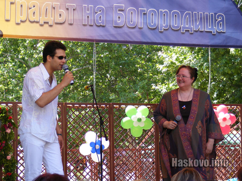 24 май на площада