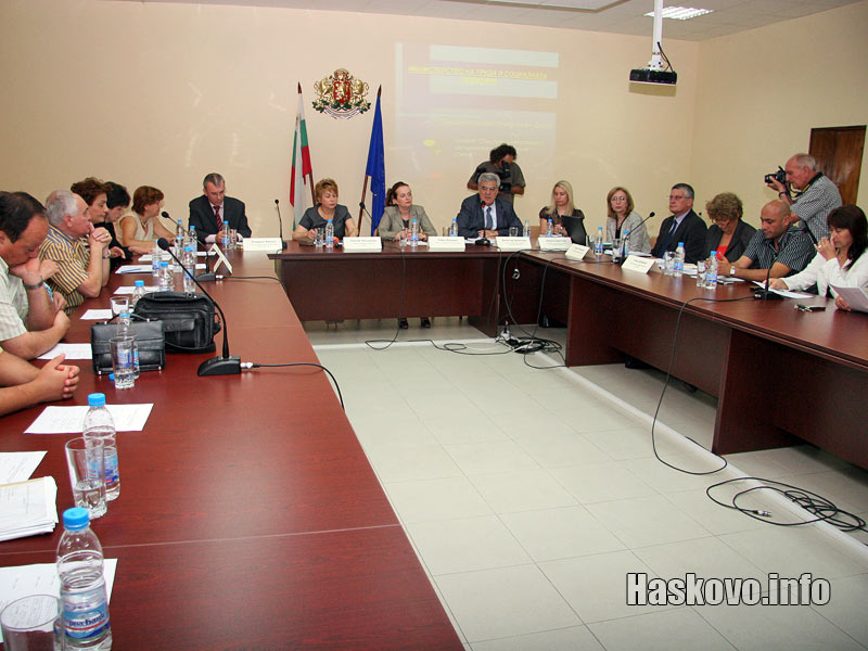 Участниците в дискусията