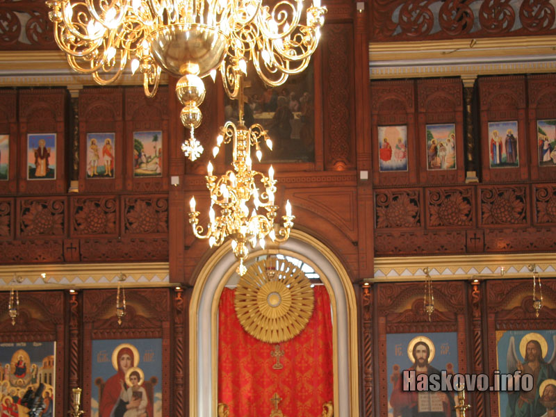 Уникалният иконостас