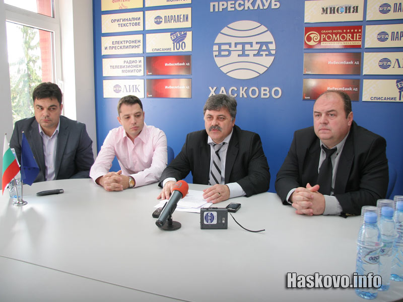 Депутатите от ГЕРБ с Петко Стойчев Депутатите от ГЕРБ с Петко Стойчев