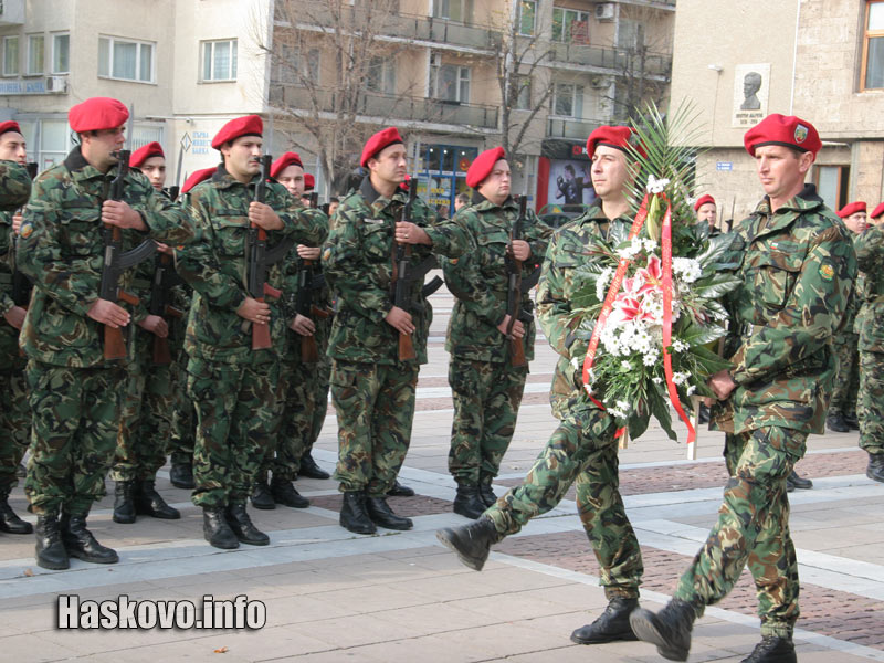 Празник на сухопътните войски Празник на сухопътните войски