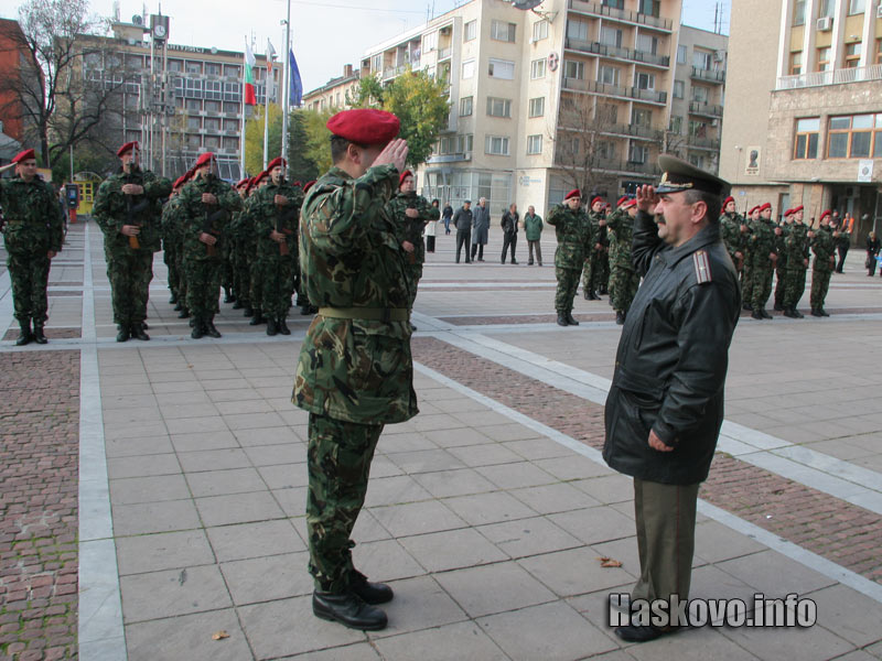 Празник на сухопътните войски Празник на сухопътните войски