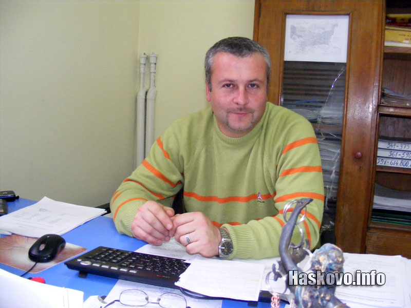 Илин Ставрев