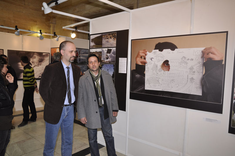 Тишо до снимката