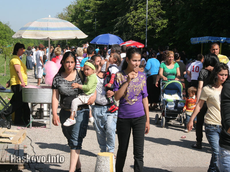 1 май на Кенана 1 май на Кенана