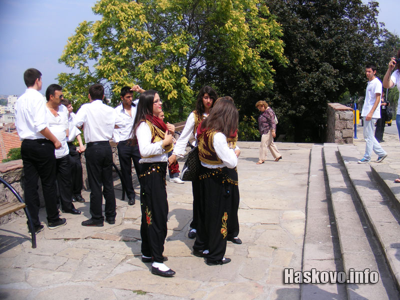 Част от турската група