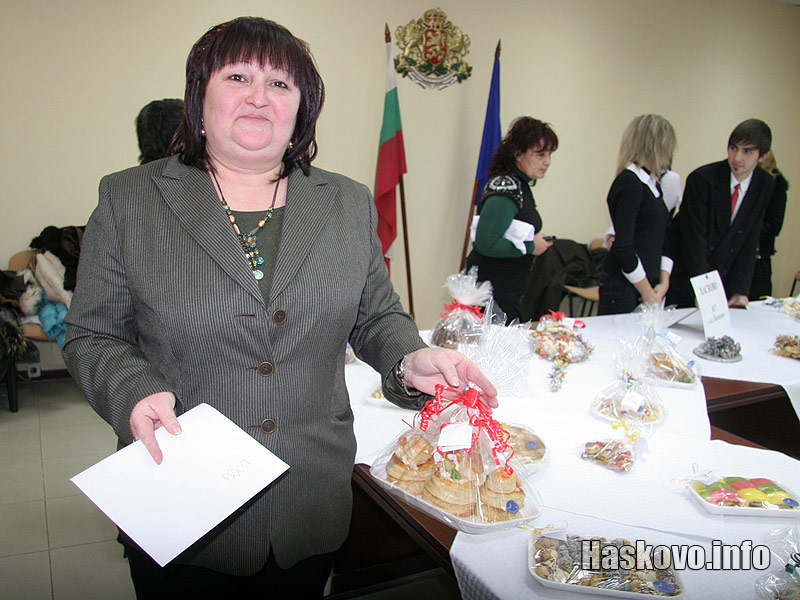 Шефката на Социално подпомагане си купи валовани