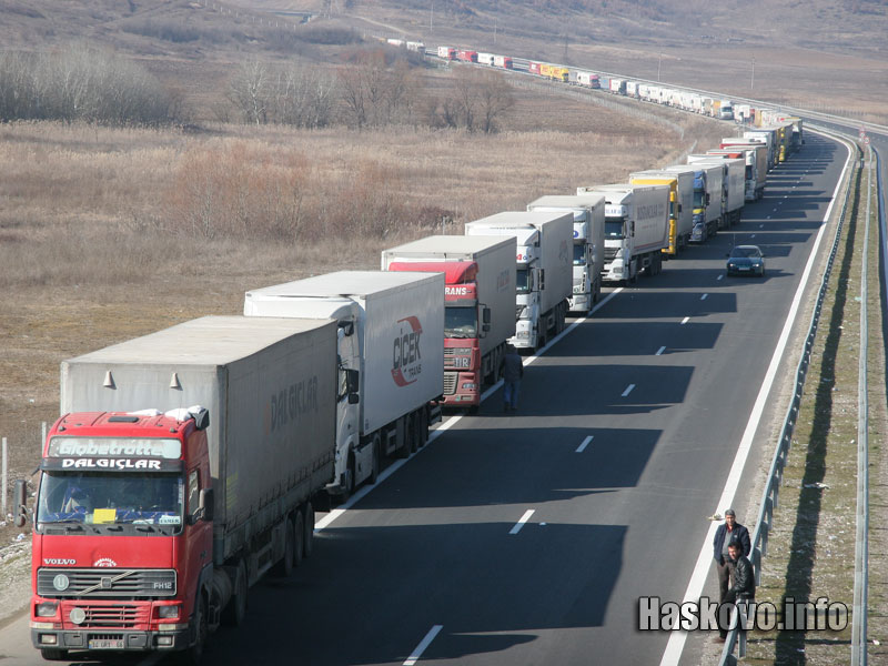 Опашките на границата