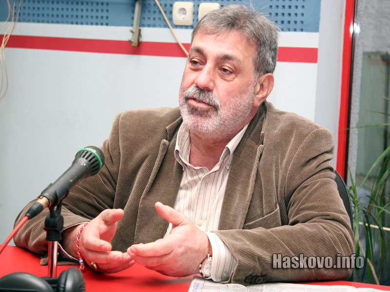 Георги Иванов в ролята на водещ