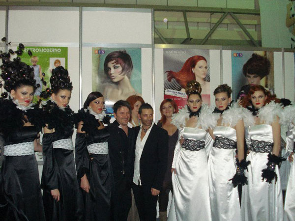 Жанета Милева с Алесандро Янаконе и моделите