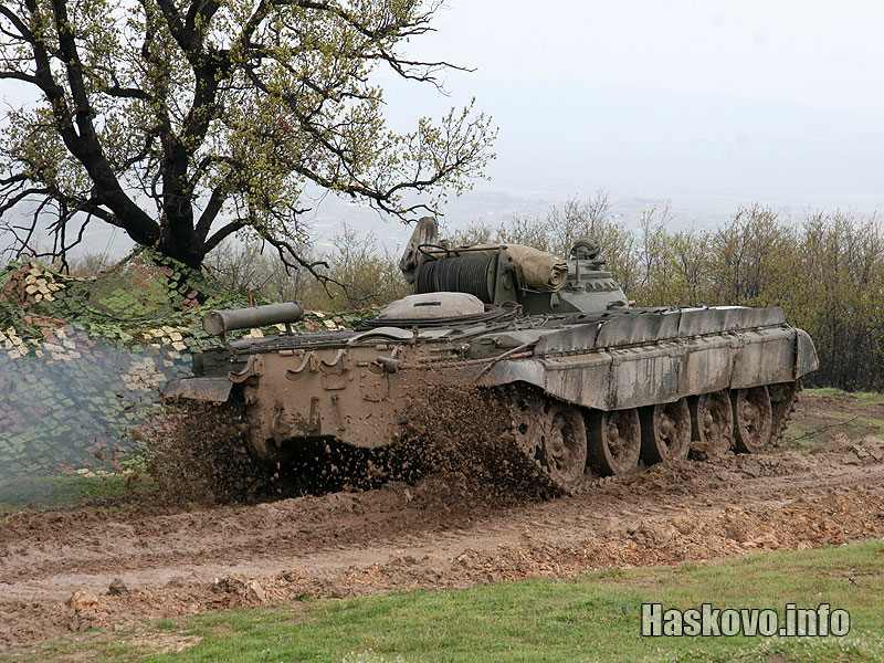 Военното учение Военното учение