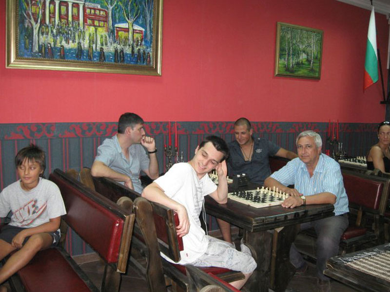 Турнир по шах Турнир по шах