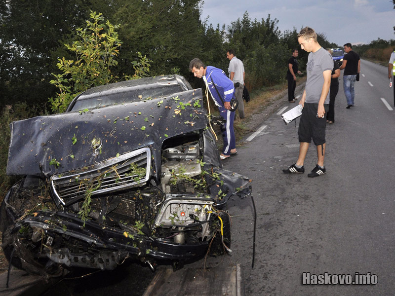 Мерцедесът Мерцедесът