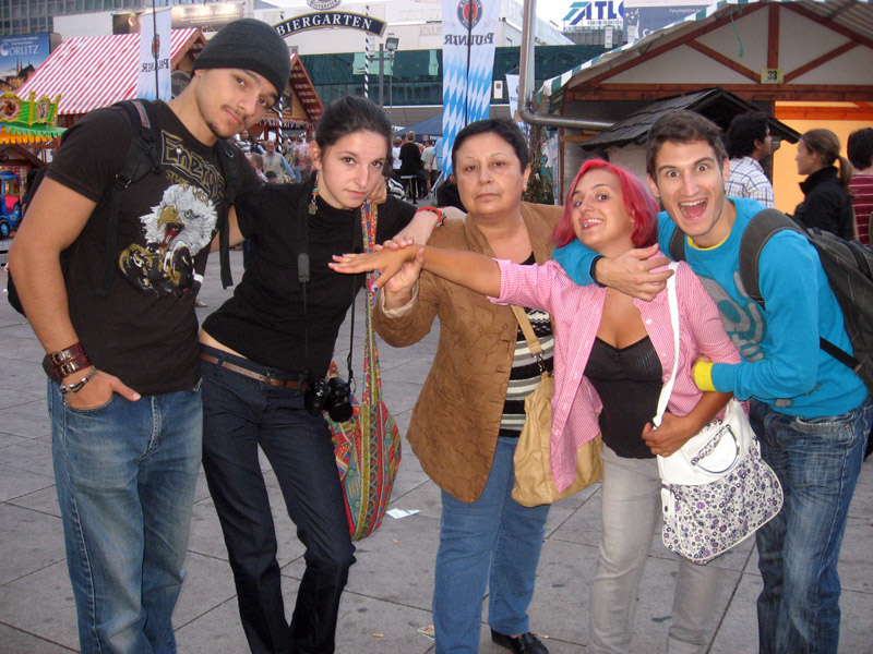 Младежите и Румяна Георгиева