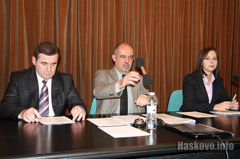 Атаман и Ангелова заеха местата