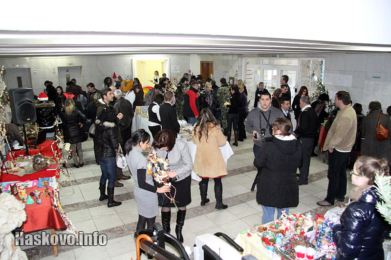 Коледният базар Коледният базар