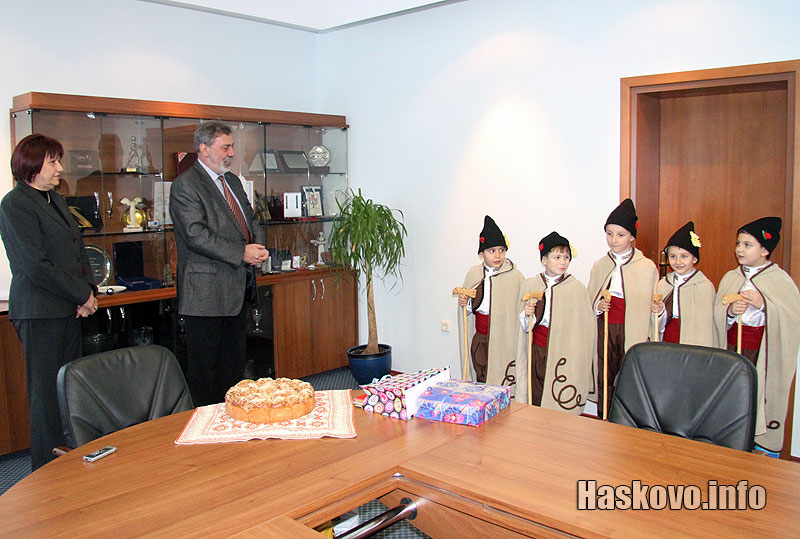 Коледарите