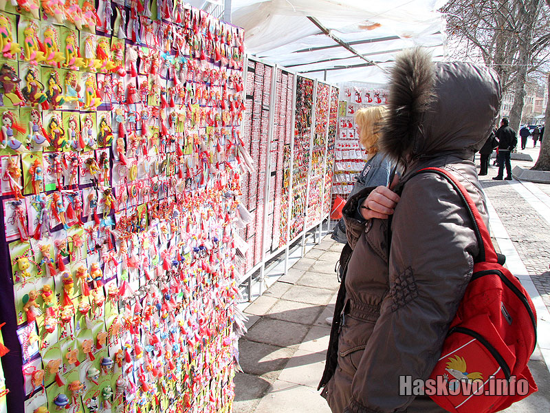 Мартеници Мартеници