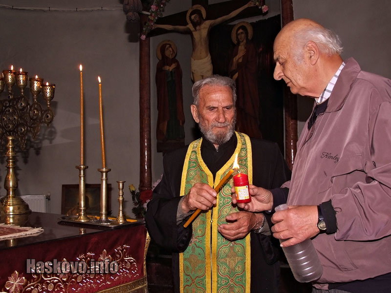 Благодатният огън Благодатният огън