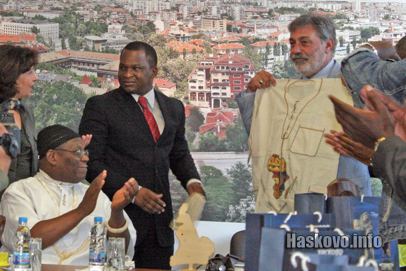 Камерун на гости на Хасково