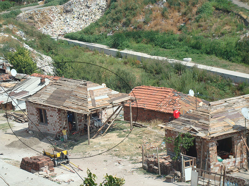 Незаконно строителство Незаконно строителство