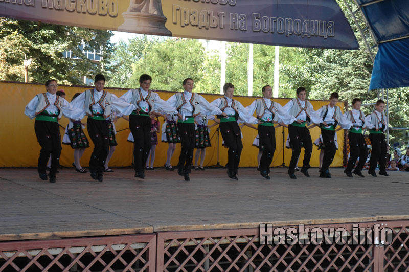 Честването Честването