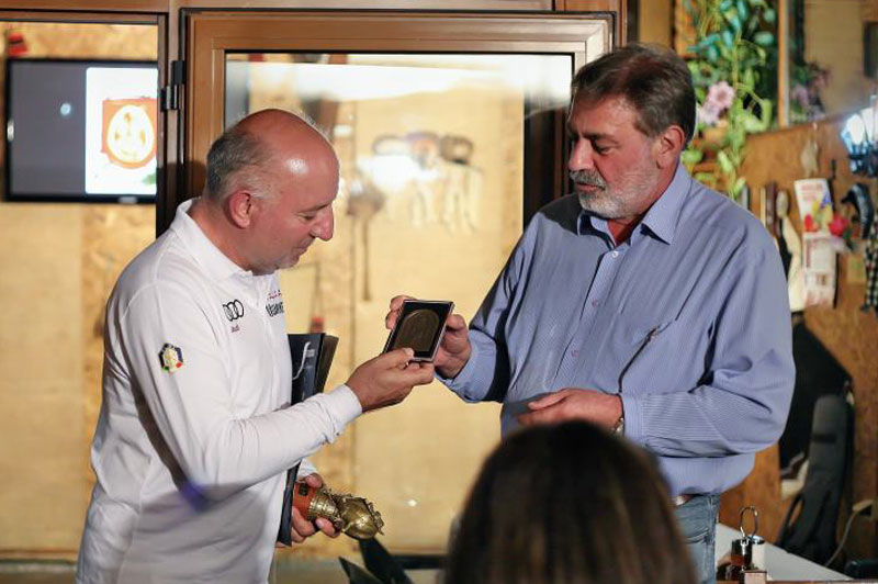 Бащ Каунь 2012 Бащ Каунь 2012