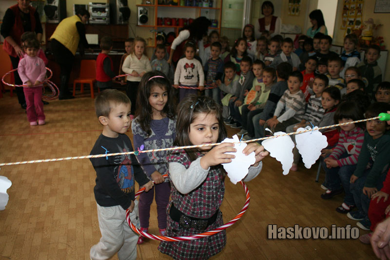 Празникът в детската градина Празникът в детската градина
