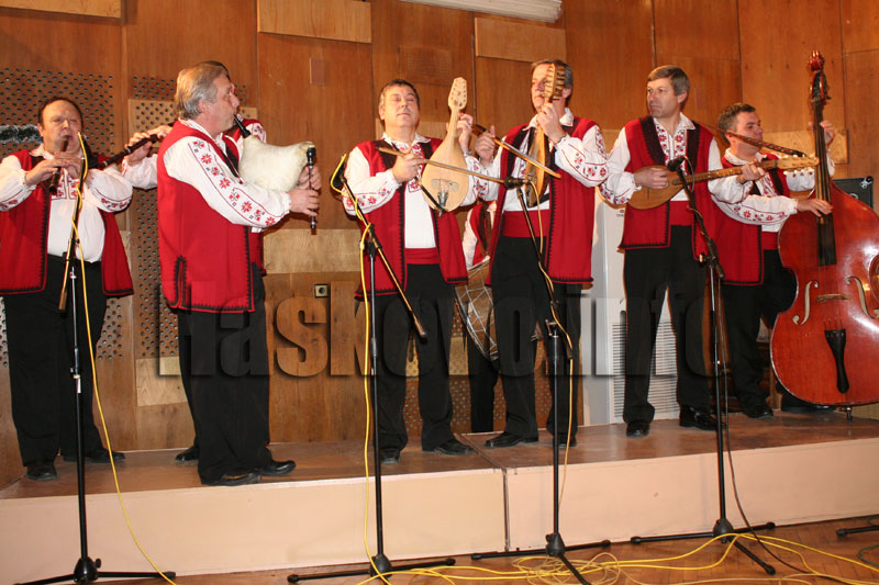 Тържествата Тържествата