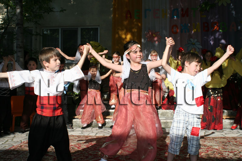 Празникът Празникът