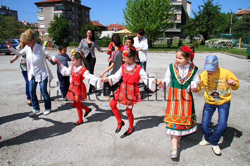 Дарение Дарение