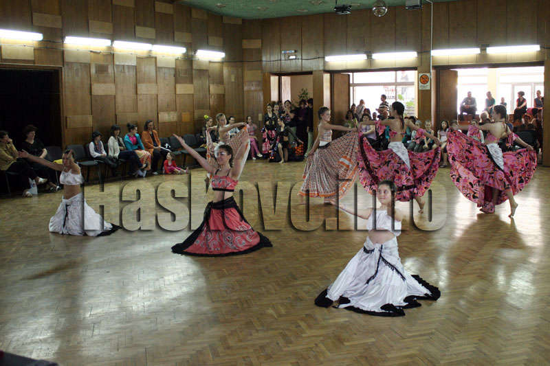 Фестивалът Фестивалът