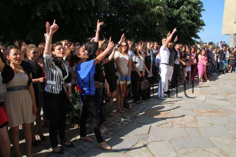 Абитуриенти