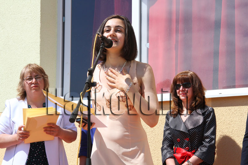 Абитуриенти Абитуриенти