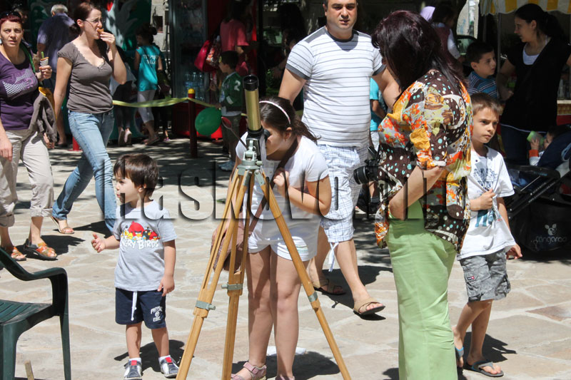 Празникът Празникът