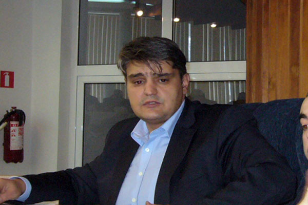 Светослав Стойков