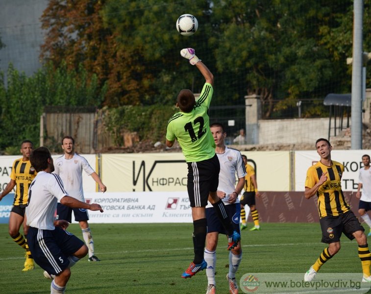 снимки от сайта на Ботев снимки от сайта на Ботев