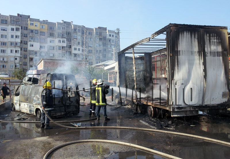 Взрив и пожар