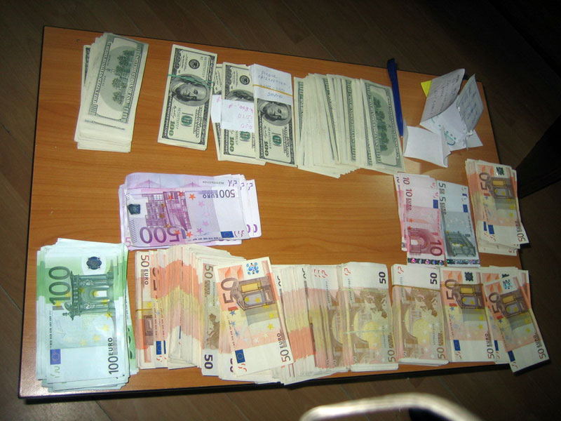 Иззетите пари, снимка АМ