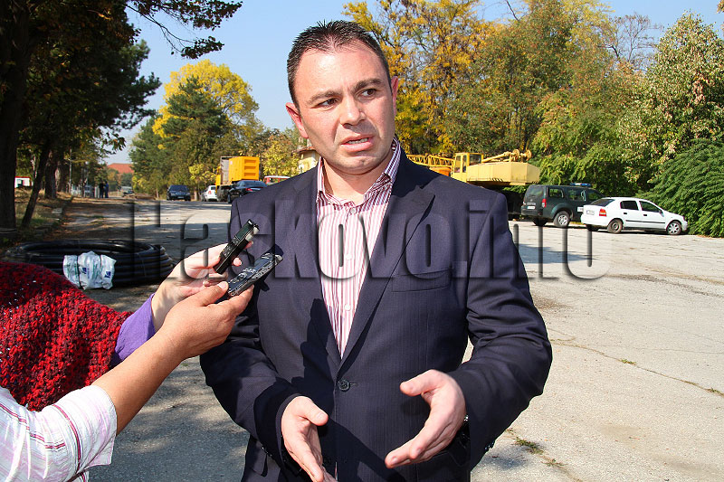 Светлозар Лазаров