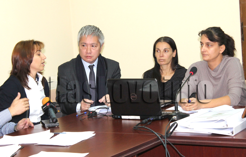 Консултанти