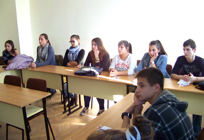 Кръгла маса