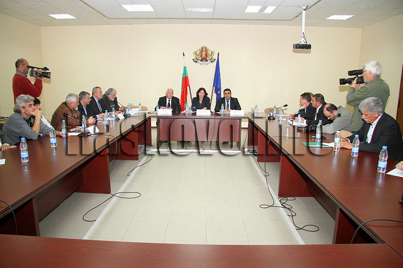 Даниела Бобева в Хасково