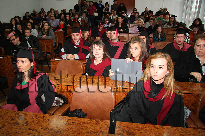 Дипломиране