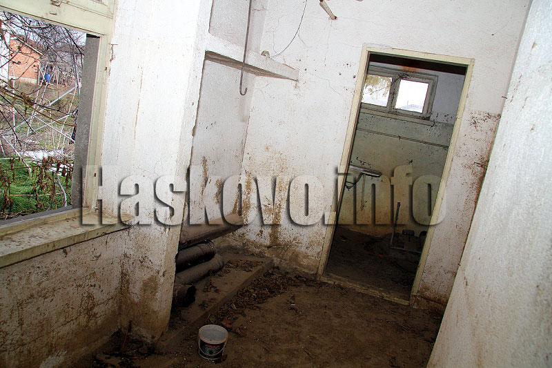 Бисер две години по-късно