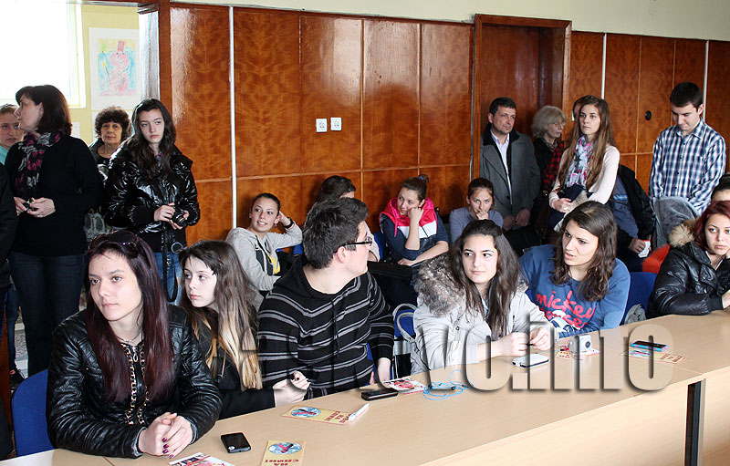 Награди Награди