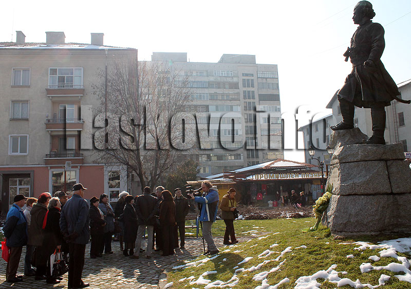 Паметник